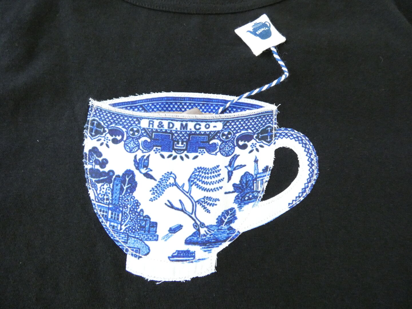 R&D.M.Co-(オールドマンズテーラー) BLUE WILLOW MILK TEA T SHIRTの商品画像31