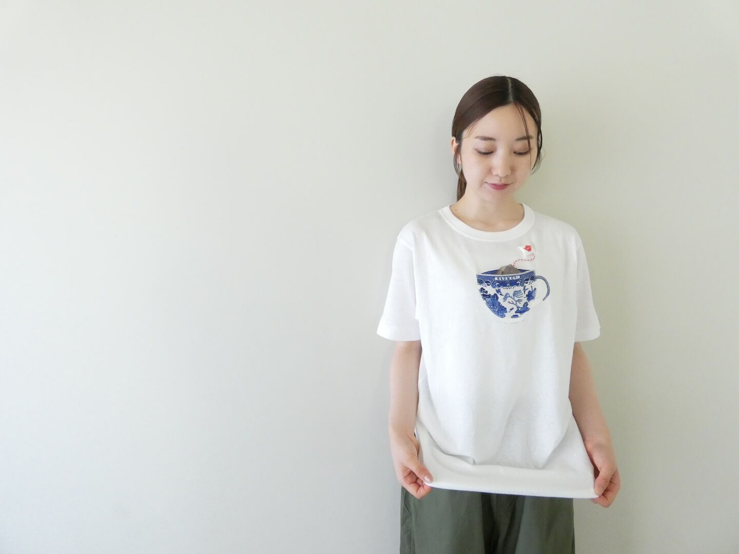 R&D.M.Co-(オールドマンズテーラー) BLUE WILLOW MILK TEA T SHIRTの商品画像6