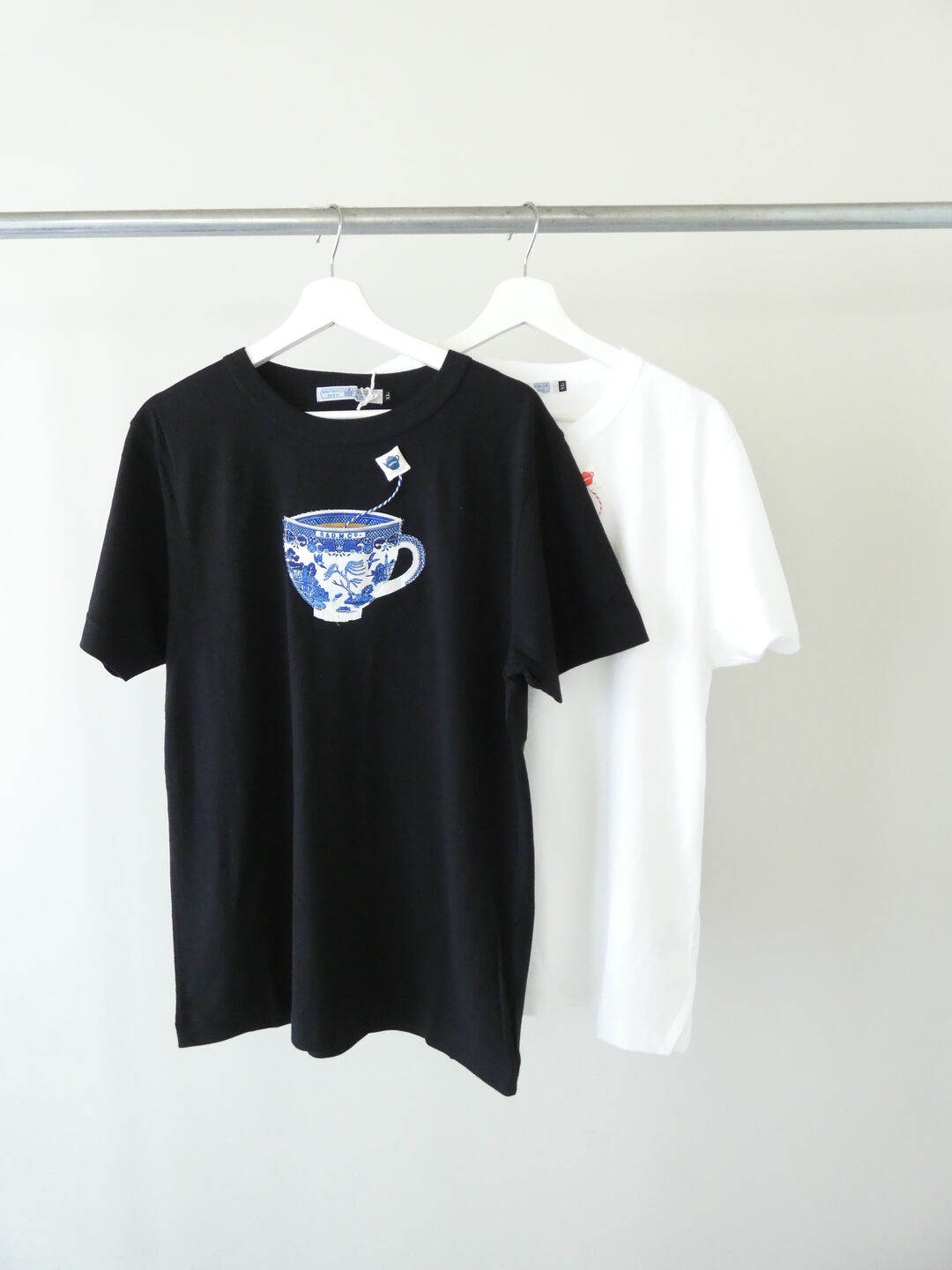 R&D.M.Co-(オールドマンズテーラー) BLUE WILLOW MILK TEA T SHIRTの商品画像9
