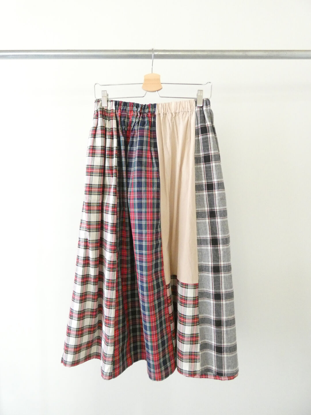 NATURAL LAUNDRY(ナチュラルランドリー) 先染めパネルシャーリングスカートの商品画像10
