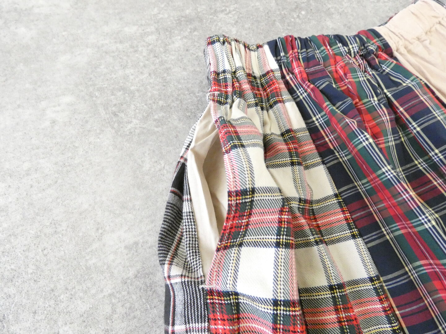 NATURAL LAUNDRY(ナチュラルランドリー) 先染めパネルシャーリングスカートの商品画像23