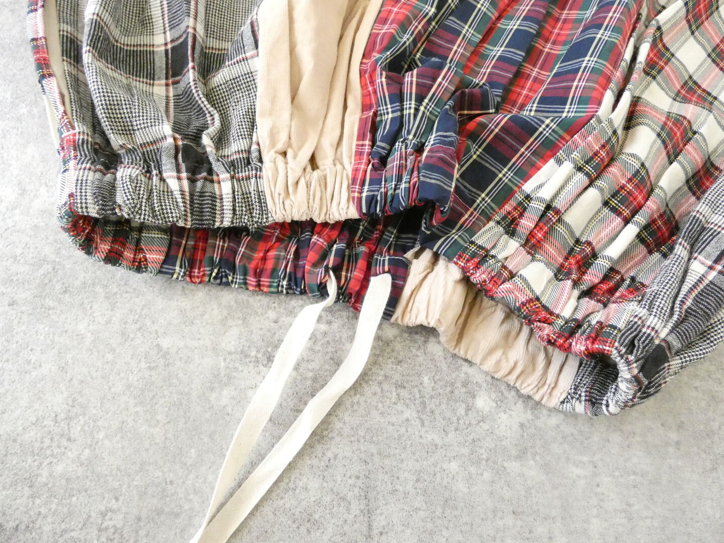 NATURAL LAUNDRY(ナチュラルランドリー) 先染めパネルシャーリングスカートの商品画像24