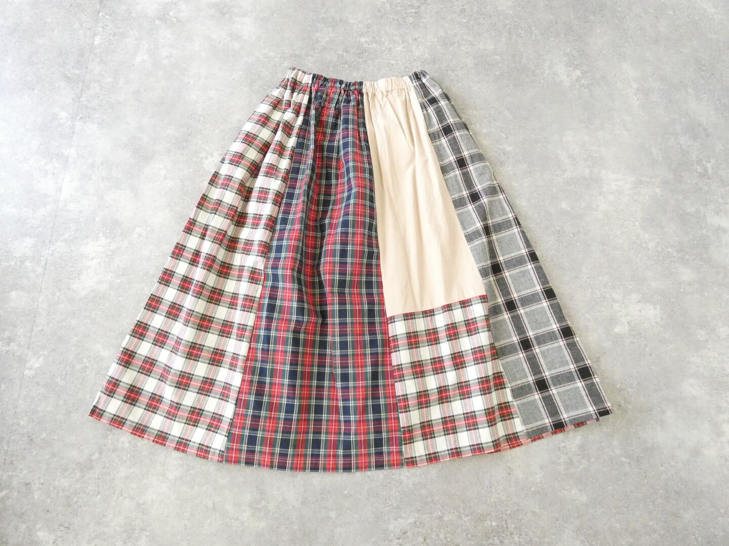 NATURAL LAUNDRY(ナチュラルランドリー) 先染めパネルシャーリングスカートの商品画像3