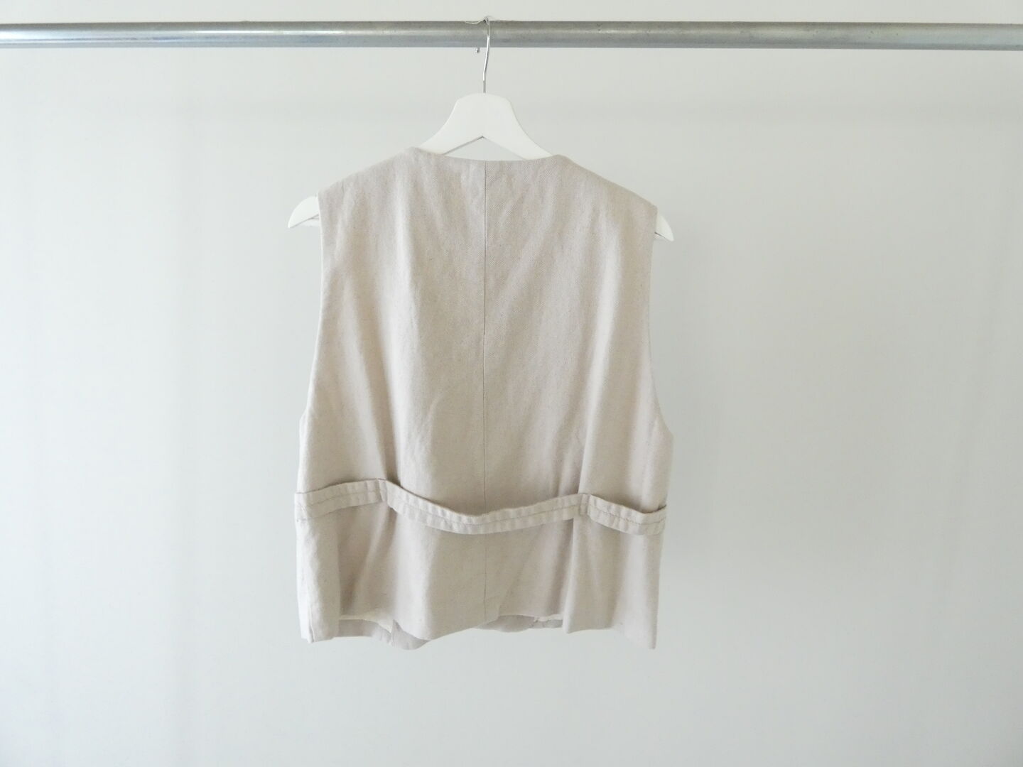 LAITERIE(レイトリー) 綿麻ツイルフリルベストの商品画像15