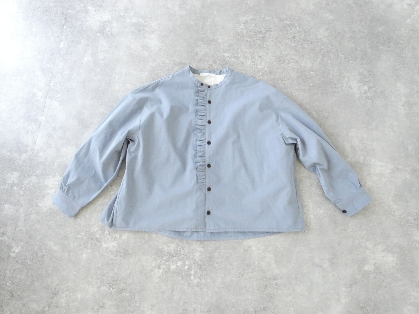 LAITERIE(レイトリー) チノコットンフリルシャツジャケットの商品画像2