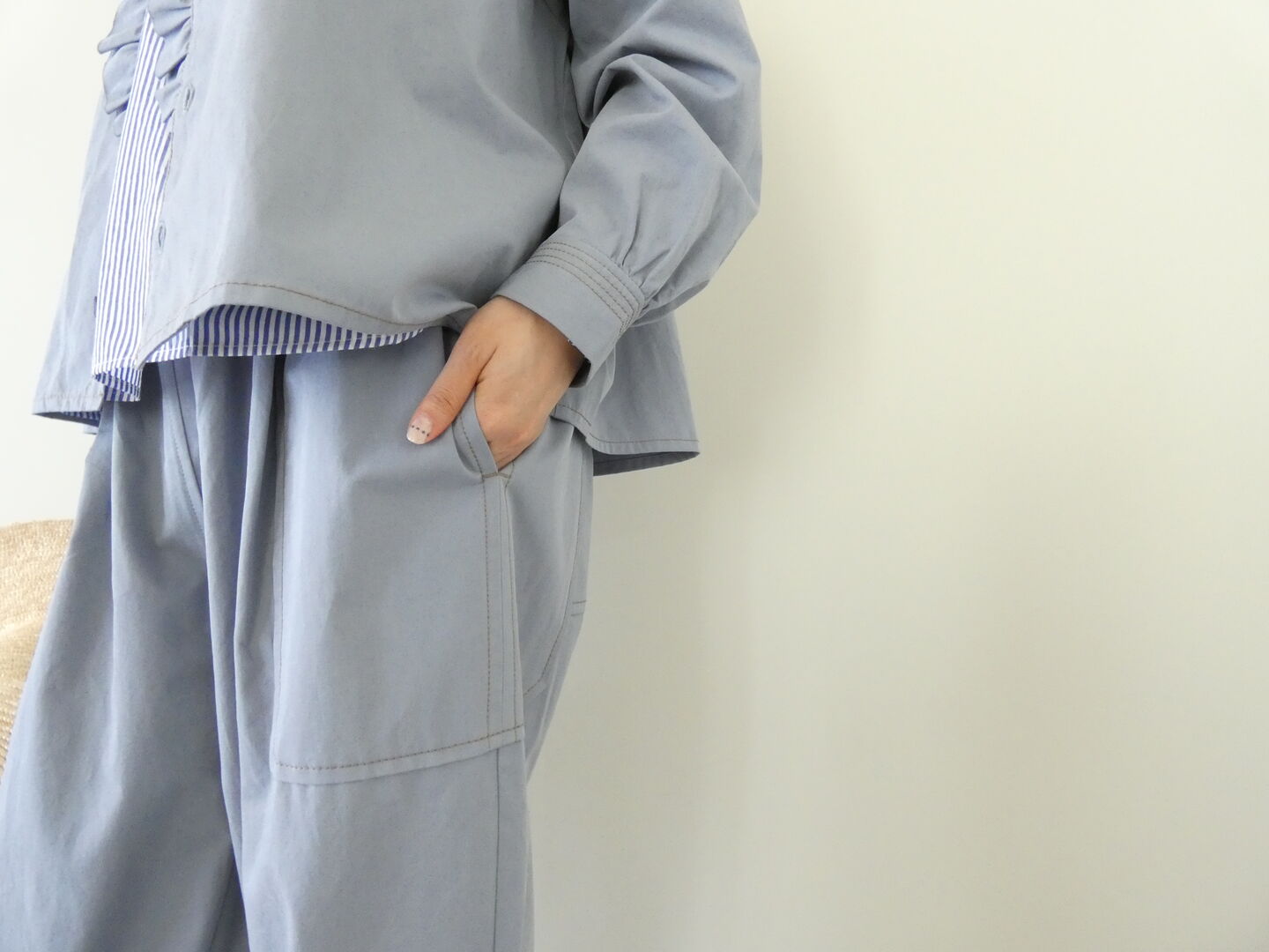 LAITERIE(レイトリー) チノコットンタックパンツの商品画像3