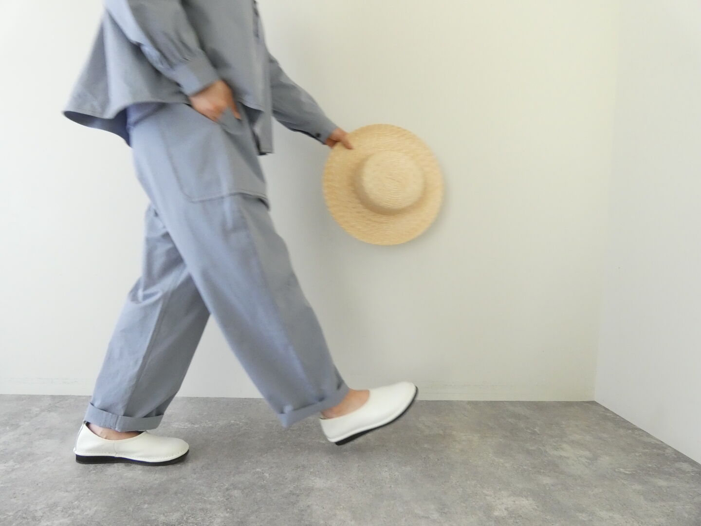 LAITERIE(レイトリー) チノコットンタックパンツの商品画像6
