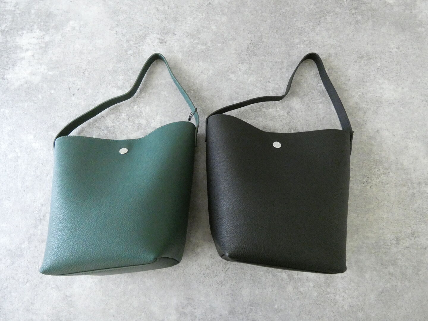 ORCIVAL(オーシバル) レザーハンドBAGの商品画像2