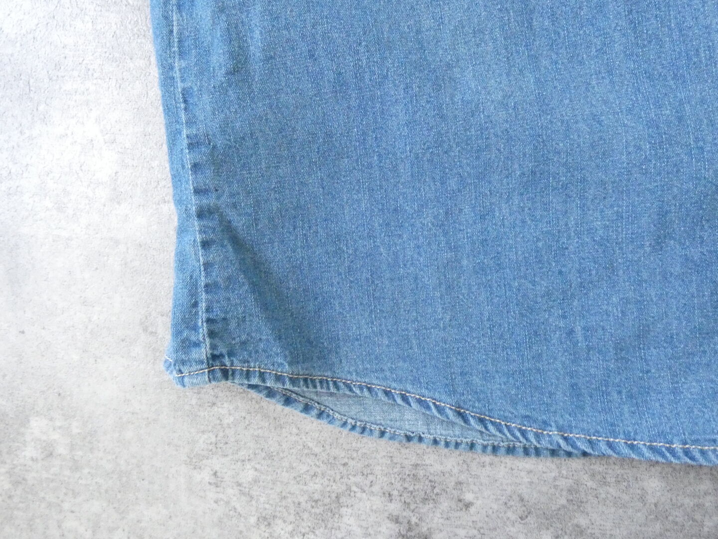 TANG(タング) 5.5スラブデニムリボンブラウスの商品画像26