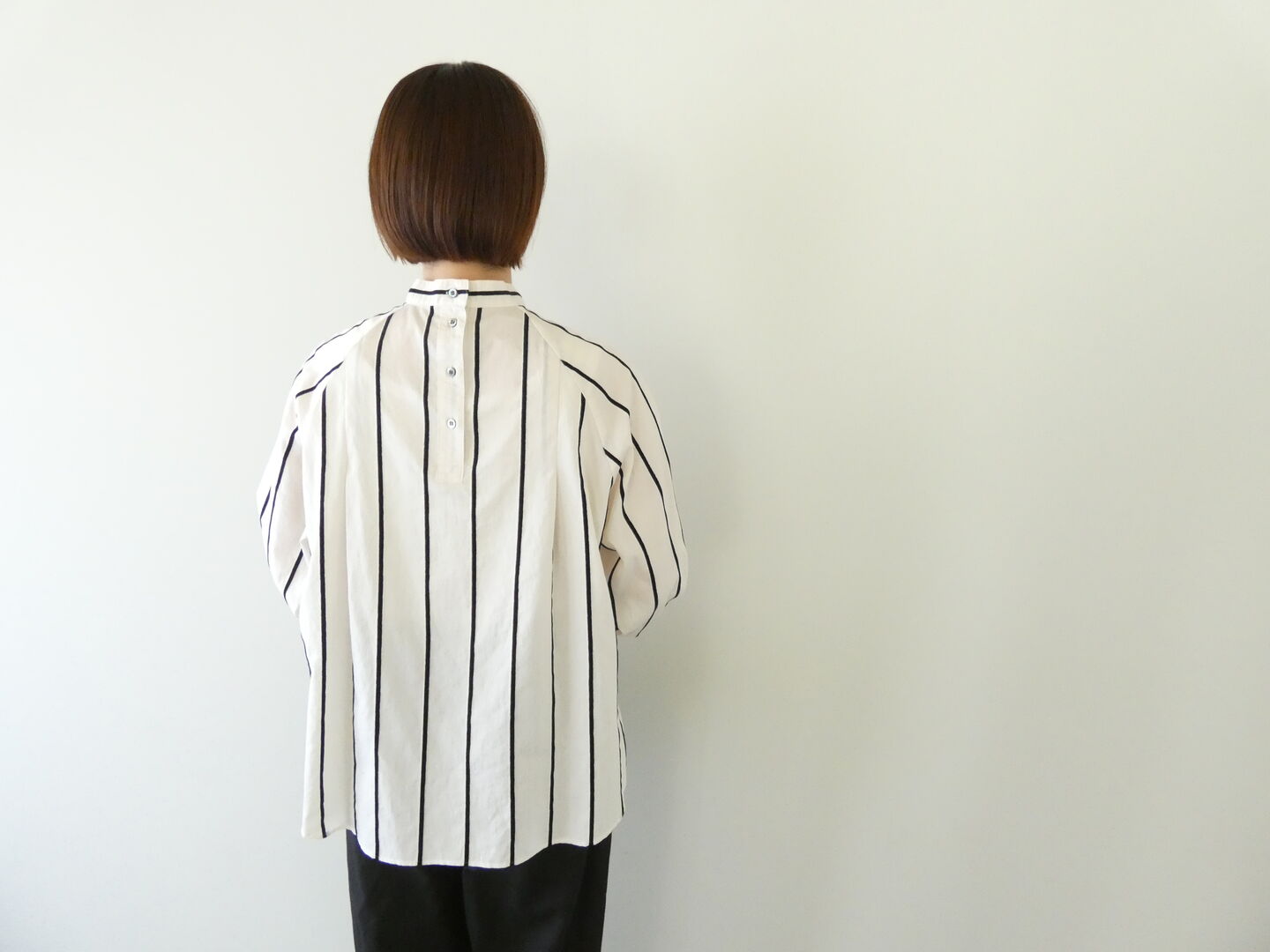 FIL DE FER(フィルデフェール) ベロアラインストライプ　スタンドブラウスの商品画像5