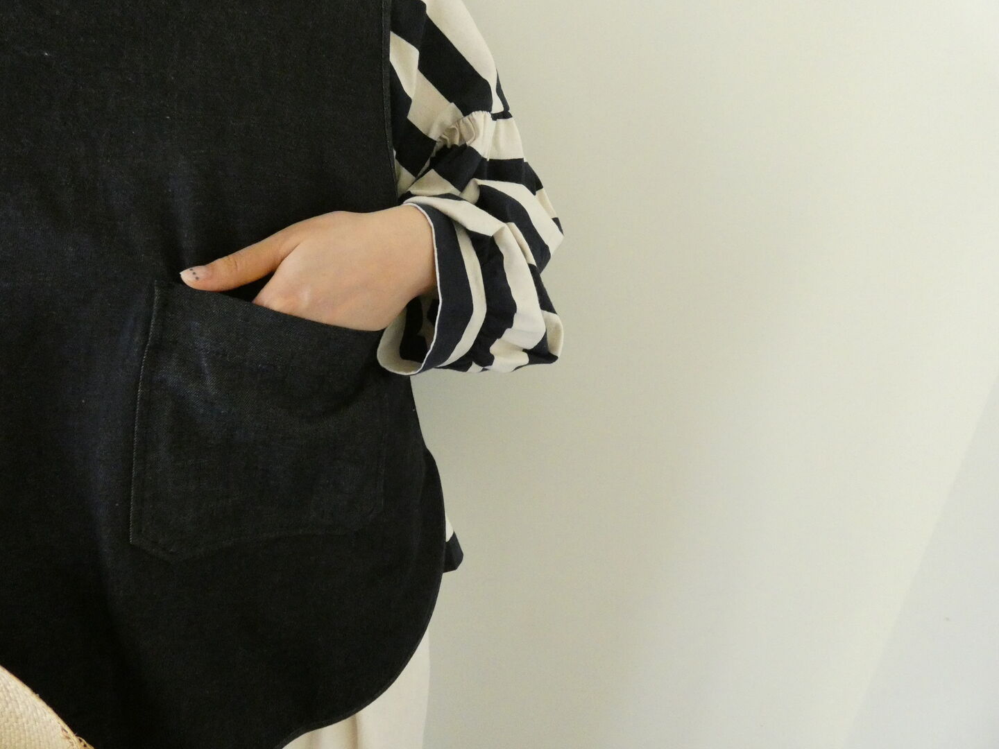 NARU ムラ糸デニム裏起毛フリップ2WAYベストの商品画像13
