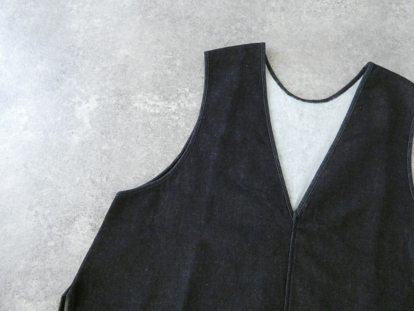 NARU ムラ糸デニム裏起毛フリップ2WAYベストの商品画像22