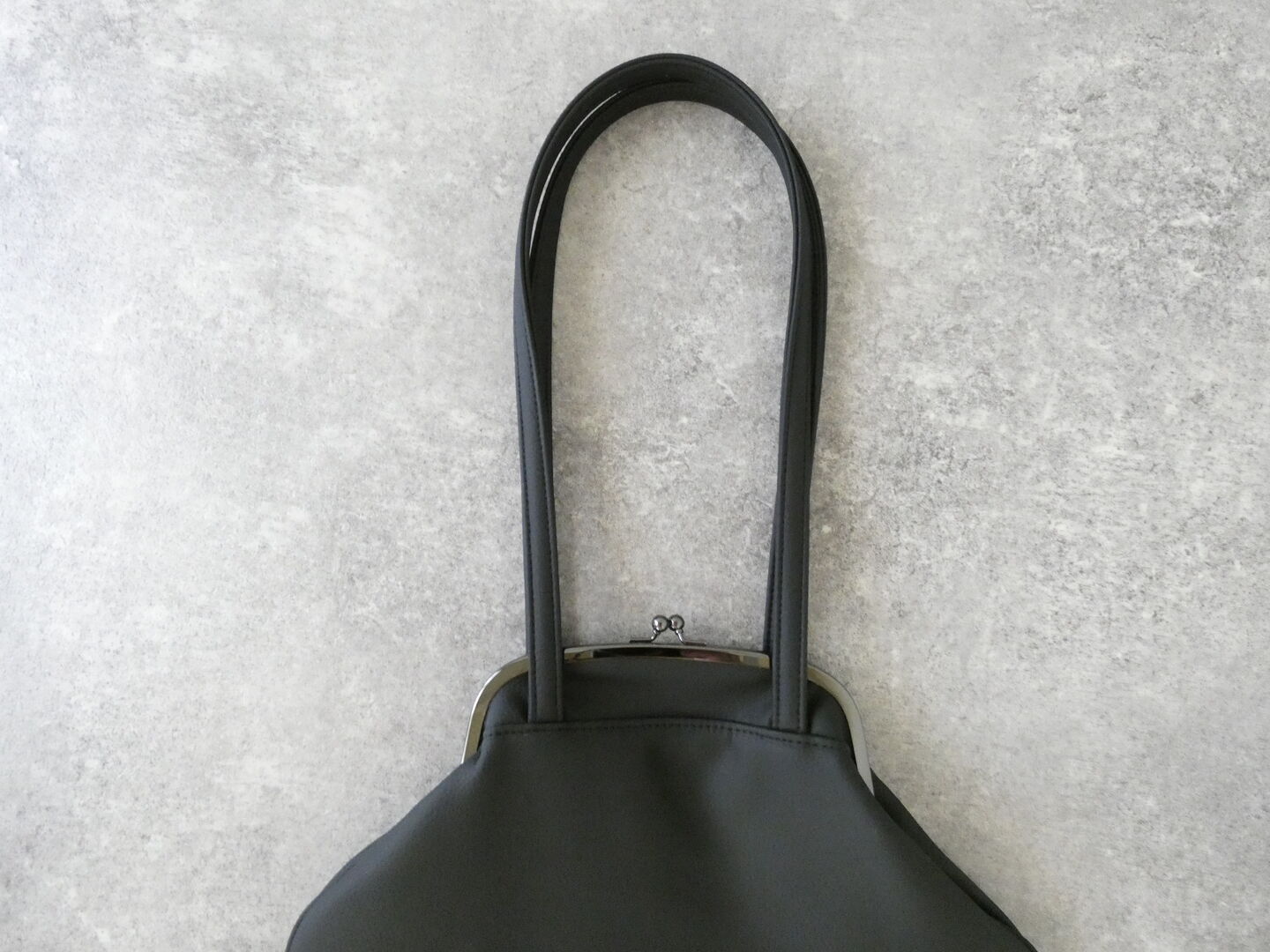 ANVOCOEUR(アンヴォクール) エコレザーがま口バッグ Aszodの商品画像21