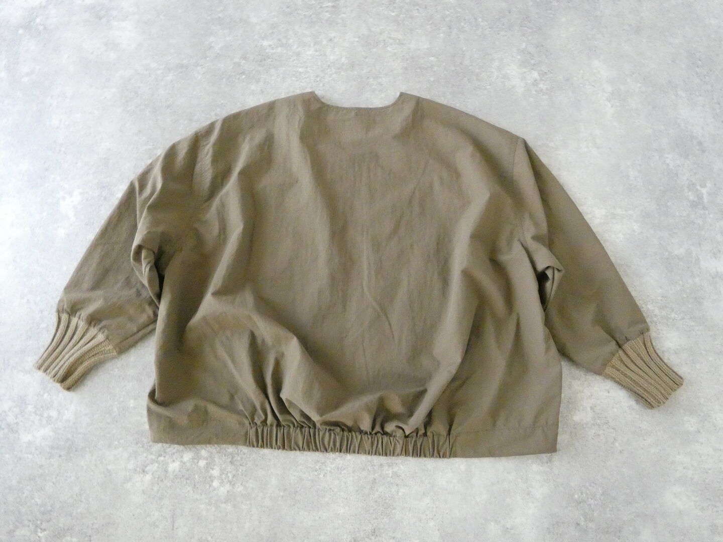mao made(マオメイド) ヴィンテージウェザークルーネック裾ドロストジャケットの商品画像29