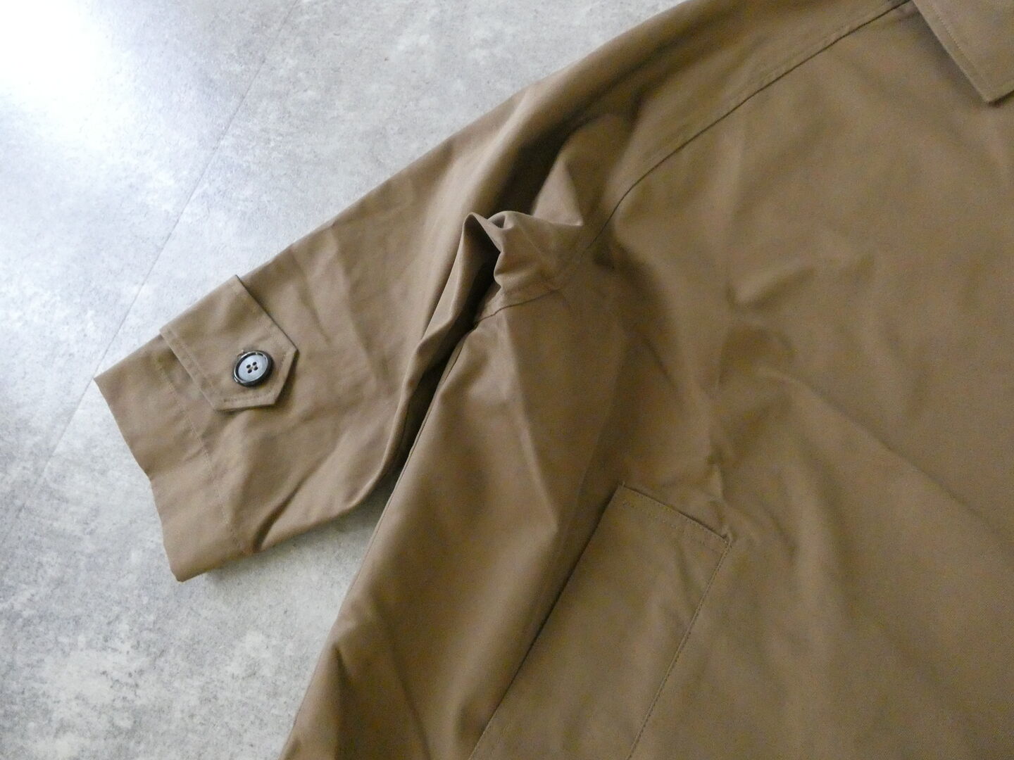 mao made(マオメイド) T/Cライトツイルドルマンステンカラーコートの商品画像24