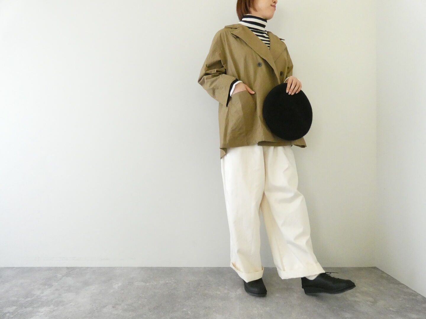 ina(イナ) タイプライタークロススタンドカラーダブルハーフコートの商品画像1