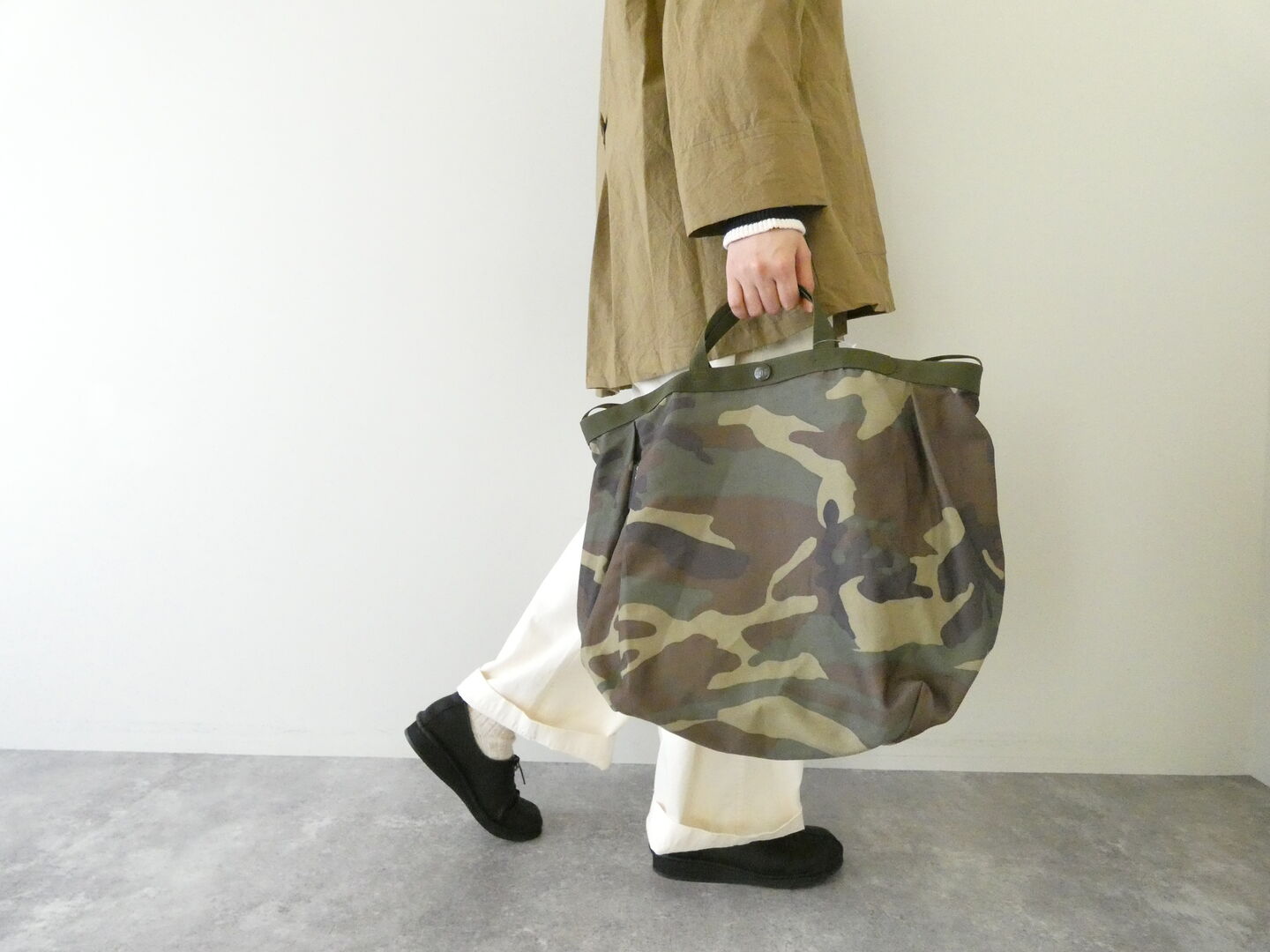 BAG'n'NOUN(バッグンナウン) SHOPPING 'M' CAMOの商品画像2