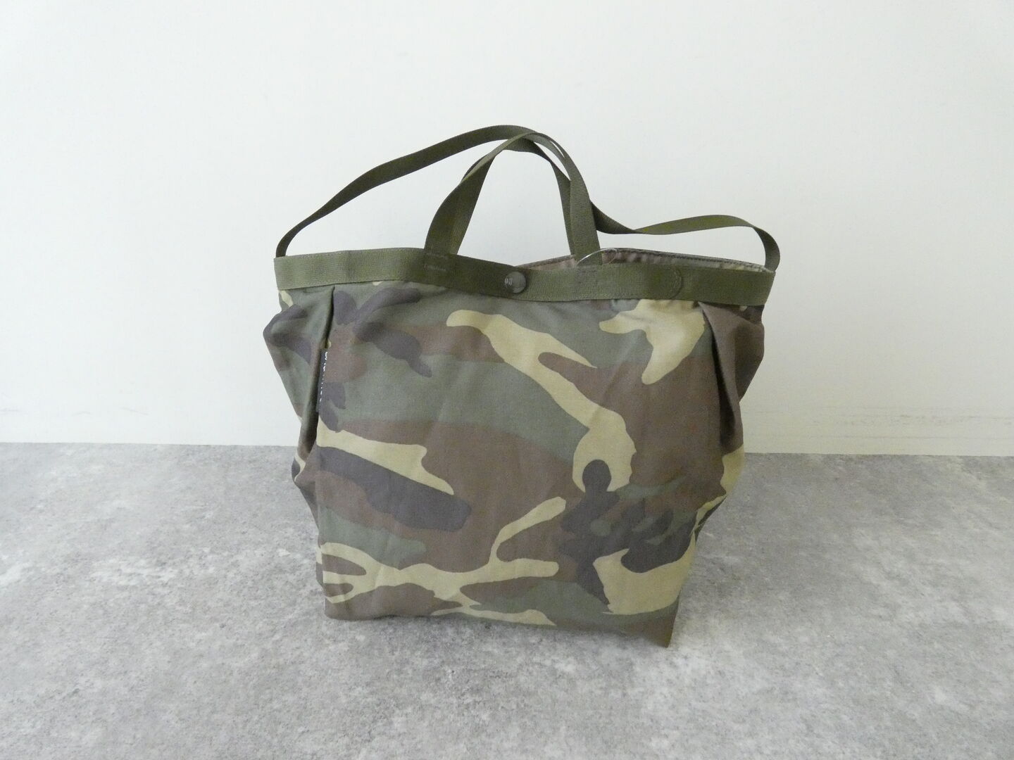 BAG'n'NOUN(バッグンナウン) SHOPPING 'M' CAMOの商品画像3