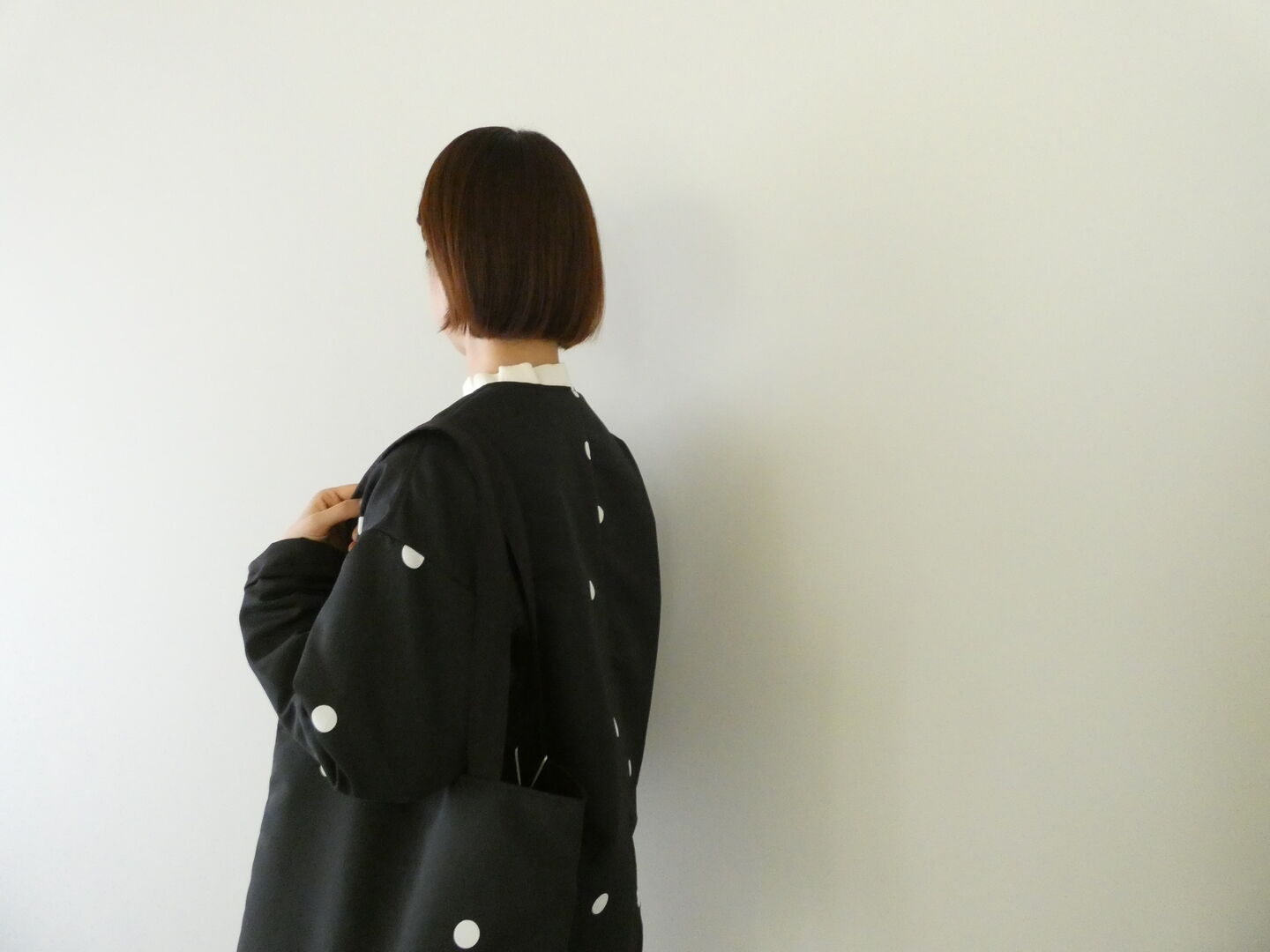prit(プリット) ライトグログランランダムドットプリント×リサイクルエアリークロスバッグの商品画像7