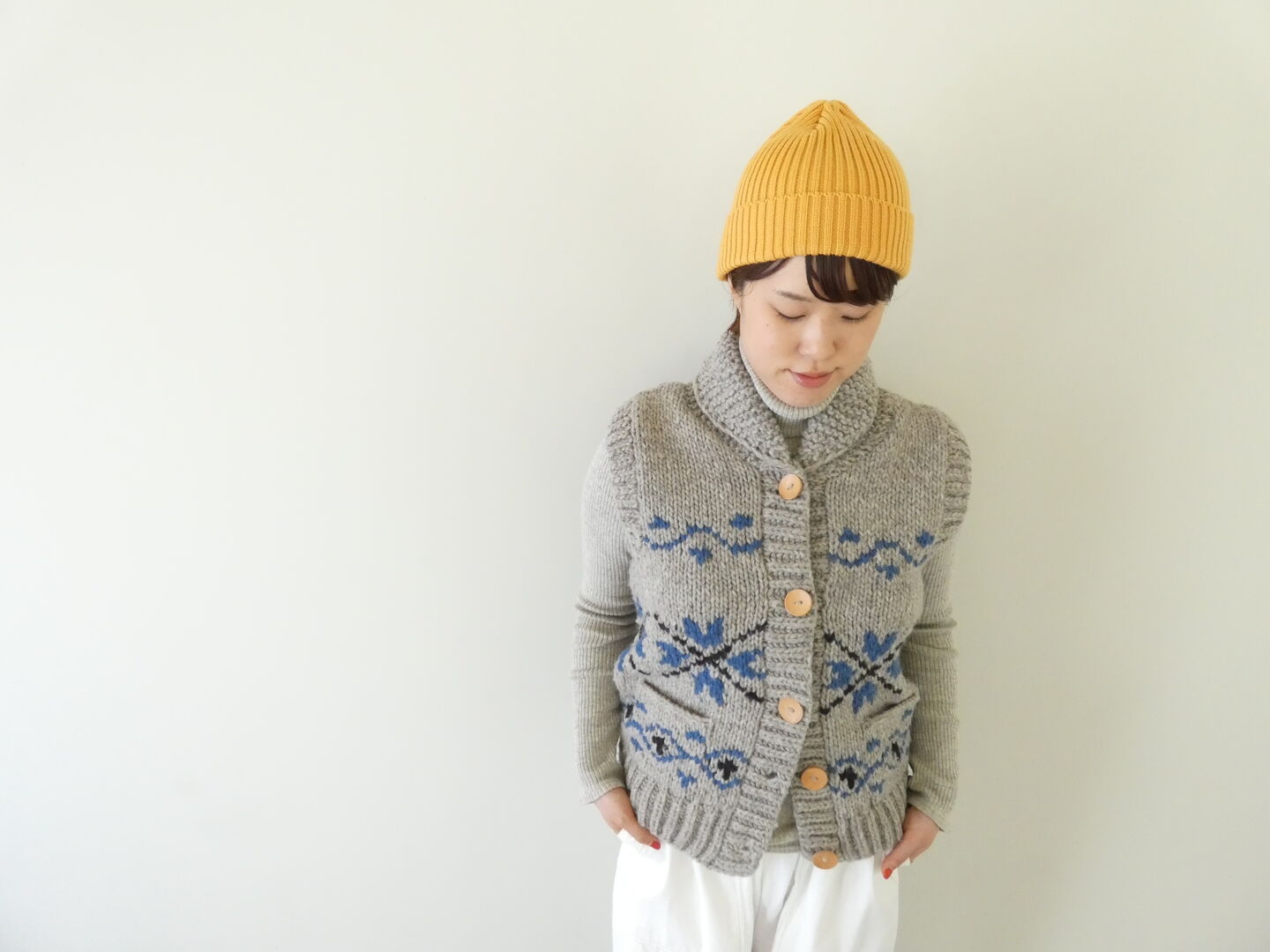 ichiAntiquite's(イチアンティークス) PERU HAND KNIT VEST ペルーハンドニットベストの商品画像1
