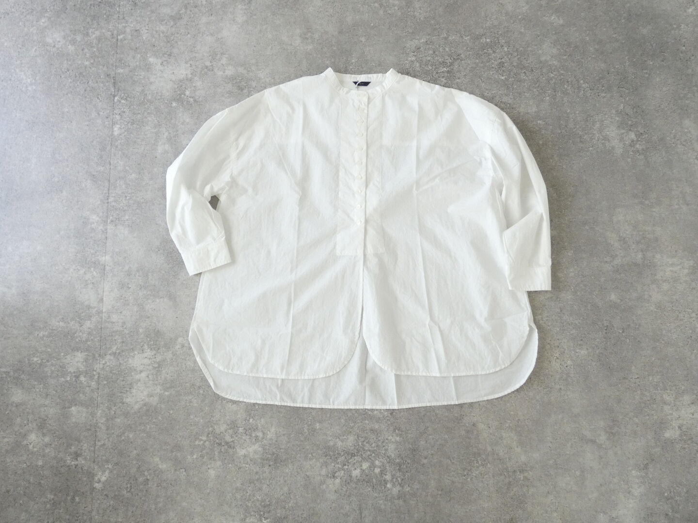 ichi(イチ) 近江晒タイプライターシャツの商品画像3