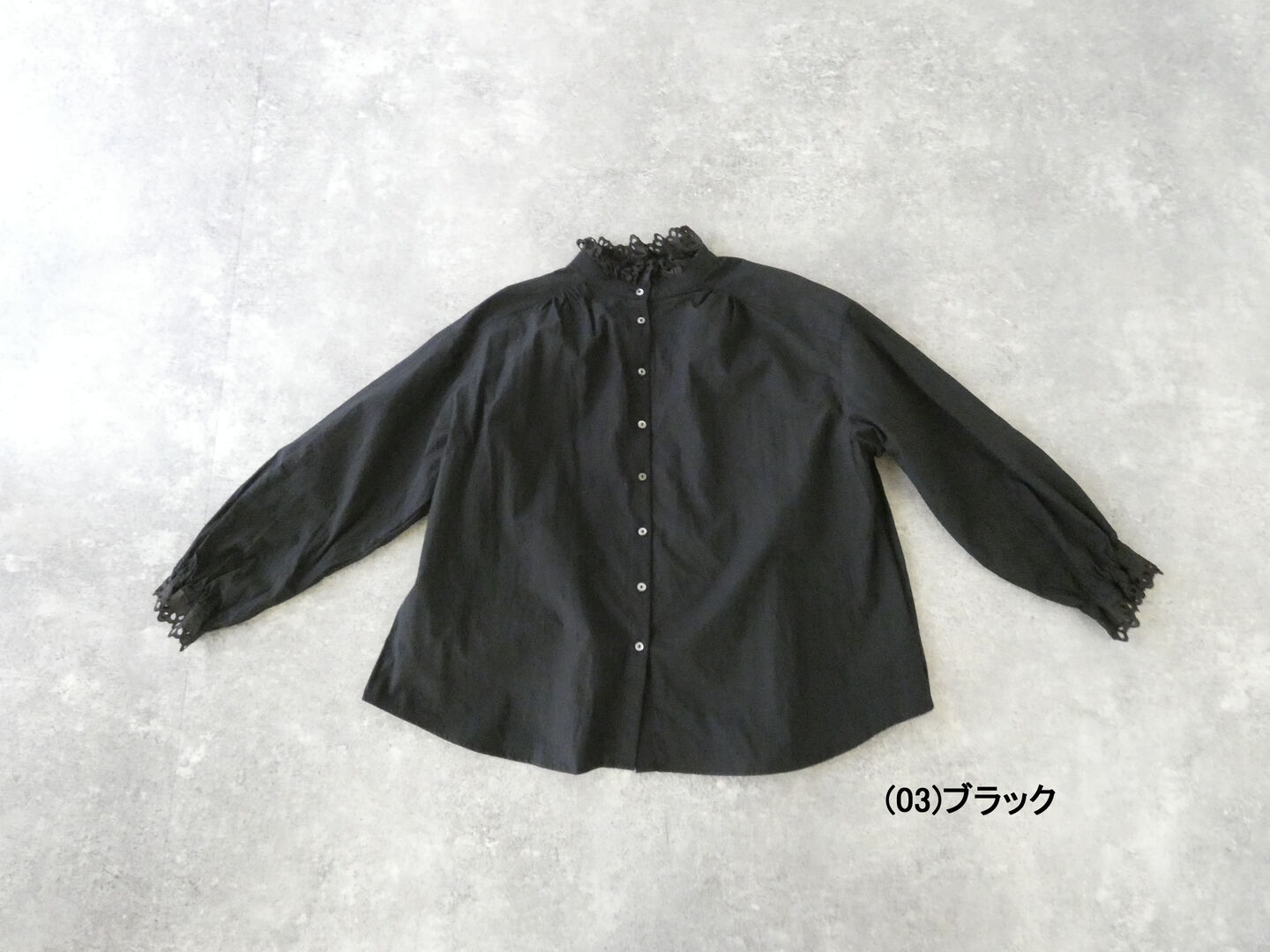 ina(イナ) 高密度タイプライター袖衿レース使いブラウスの商品画像28