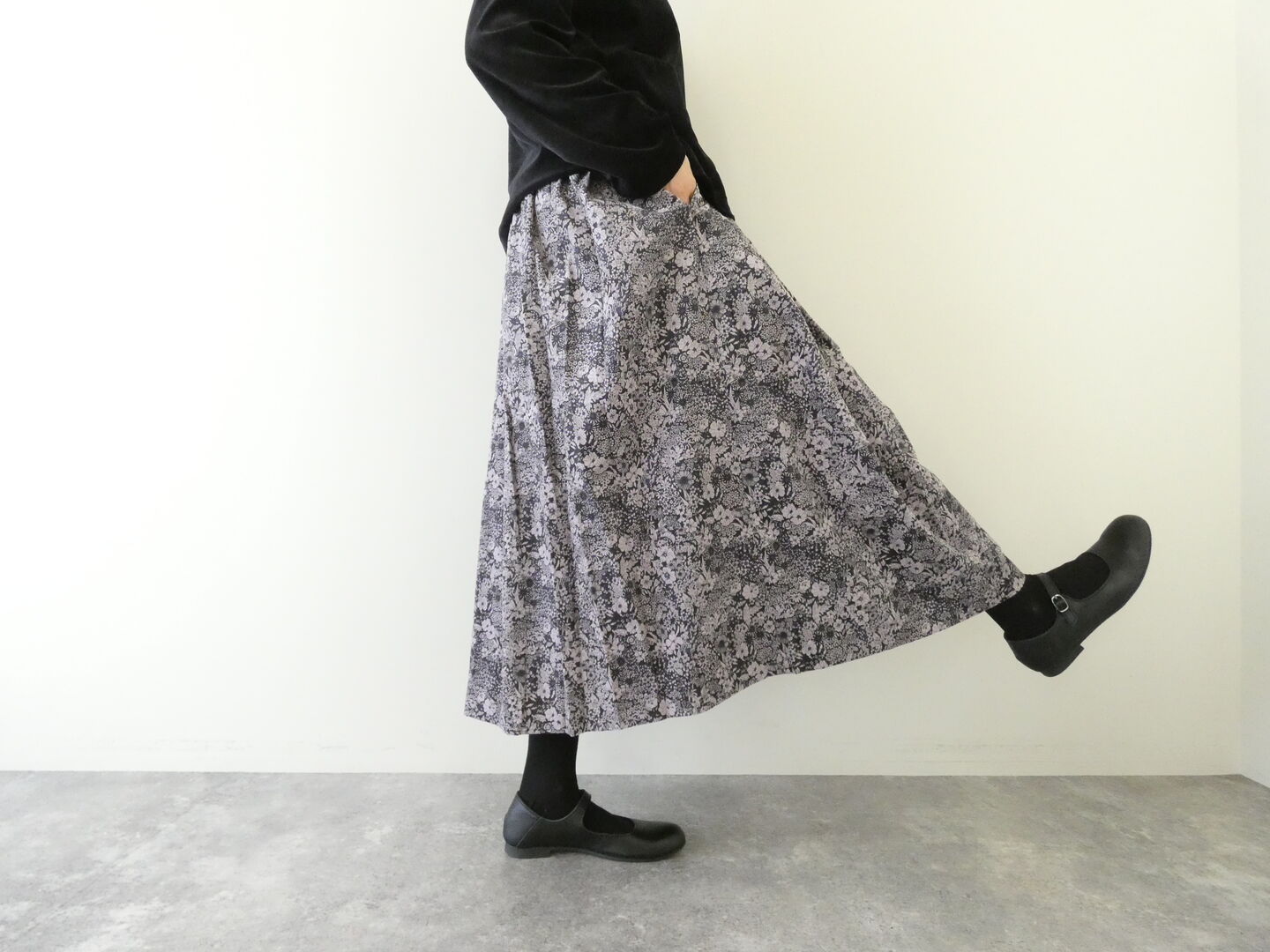 sosotto(ソソット) LIBERTY Patric Gordon 細コールミモレ丈タックギャザースカートの商品画像7