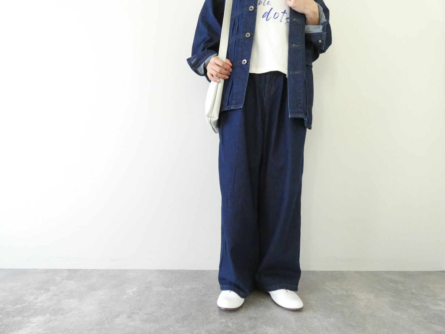 LAITERIE(レイトリー) 9ozカラーデニムワイドパンツの商品画像1