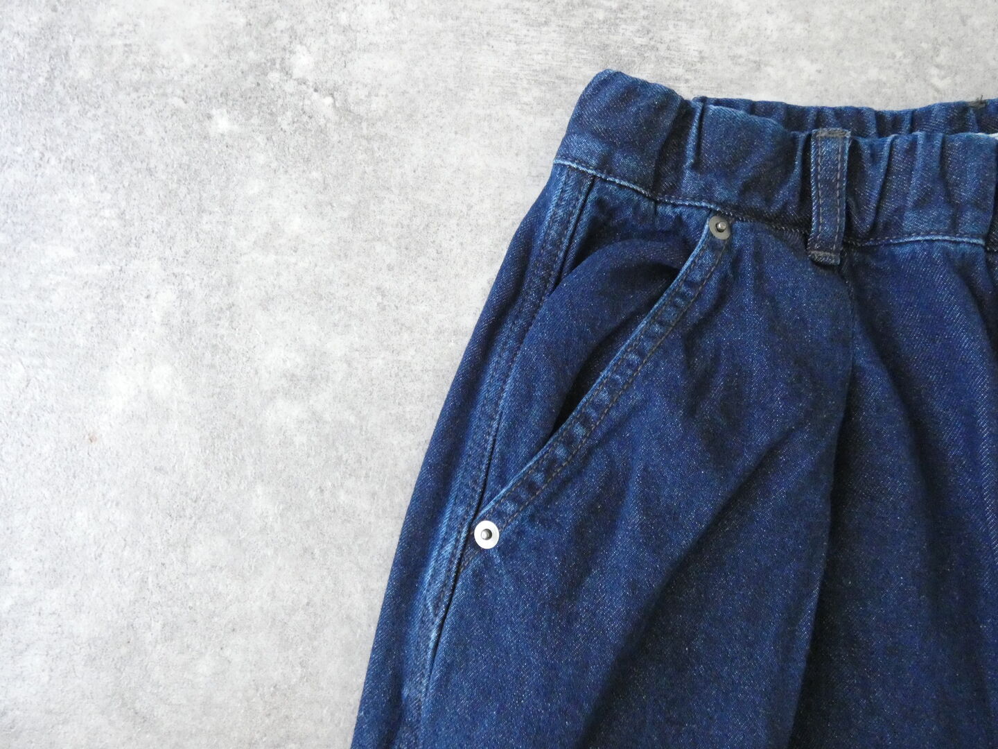 LAITERIE(レイトリー) 9ozカラーデニムワイドパンツの商品画像18