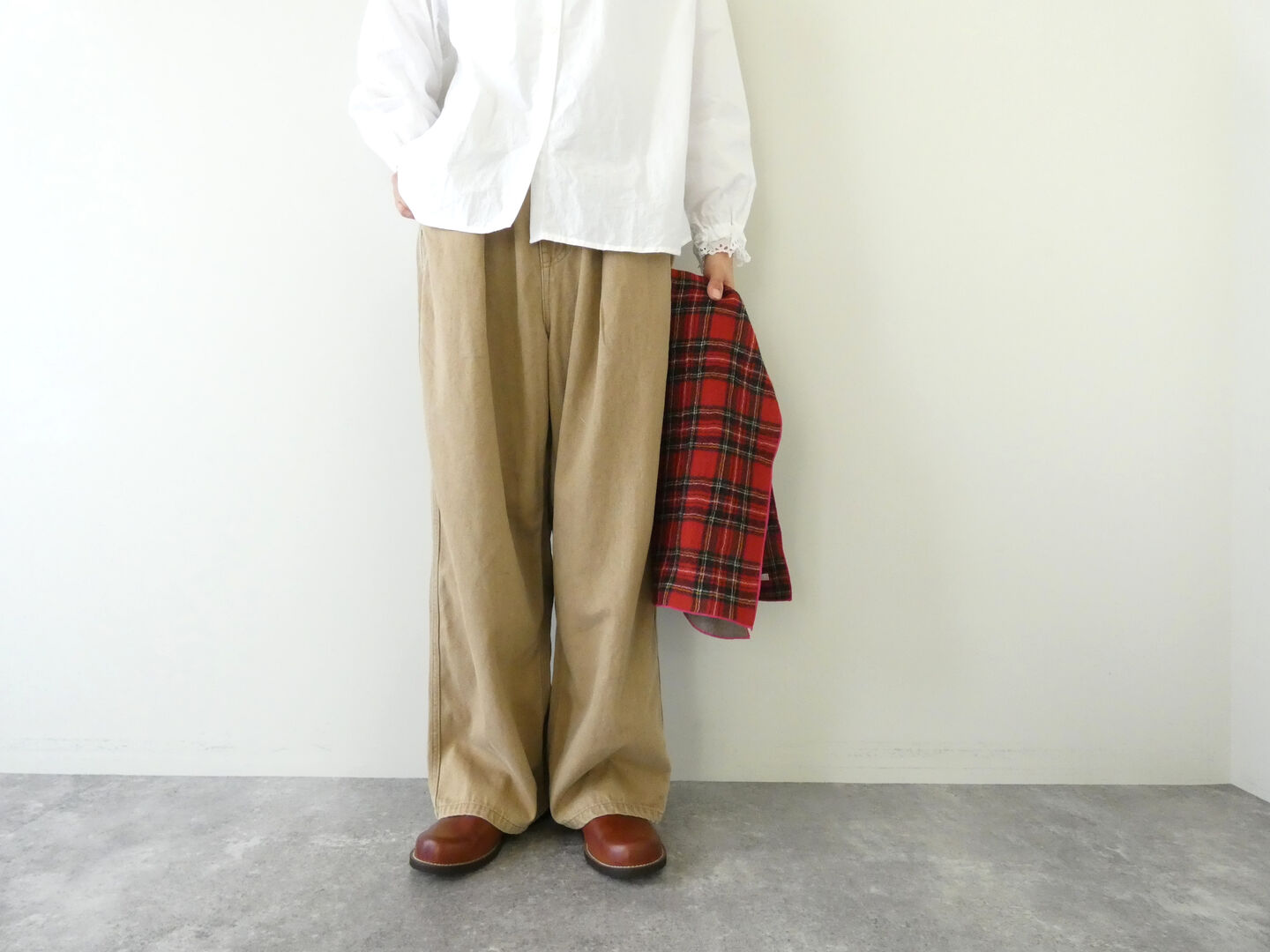 LAITERIE(レイトリー) 9ozカラーデニムワイドパンツの商品画像28