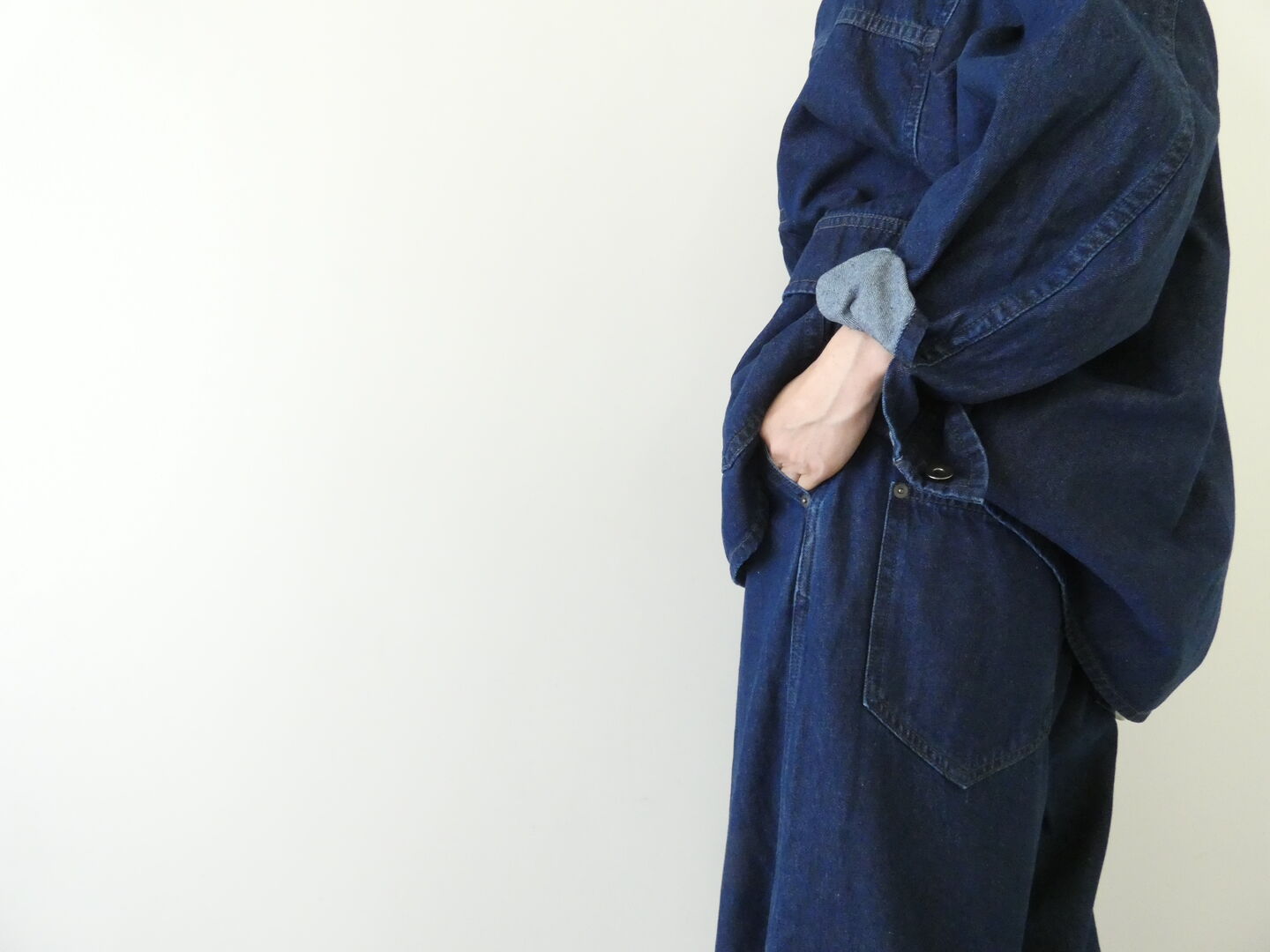 LAITERIE(レイトリー) 9ozカラーデニムワイドパンツの商品画像7