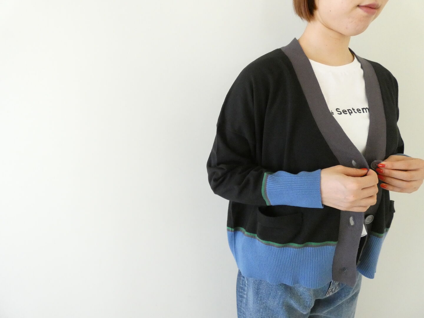 mao made(マオメイド) カバーリングヤーン配色ライン入りワイドVネックカーディガンの商品画像6