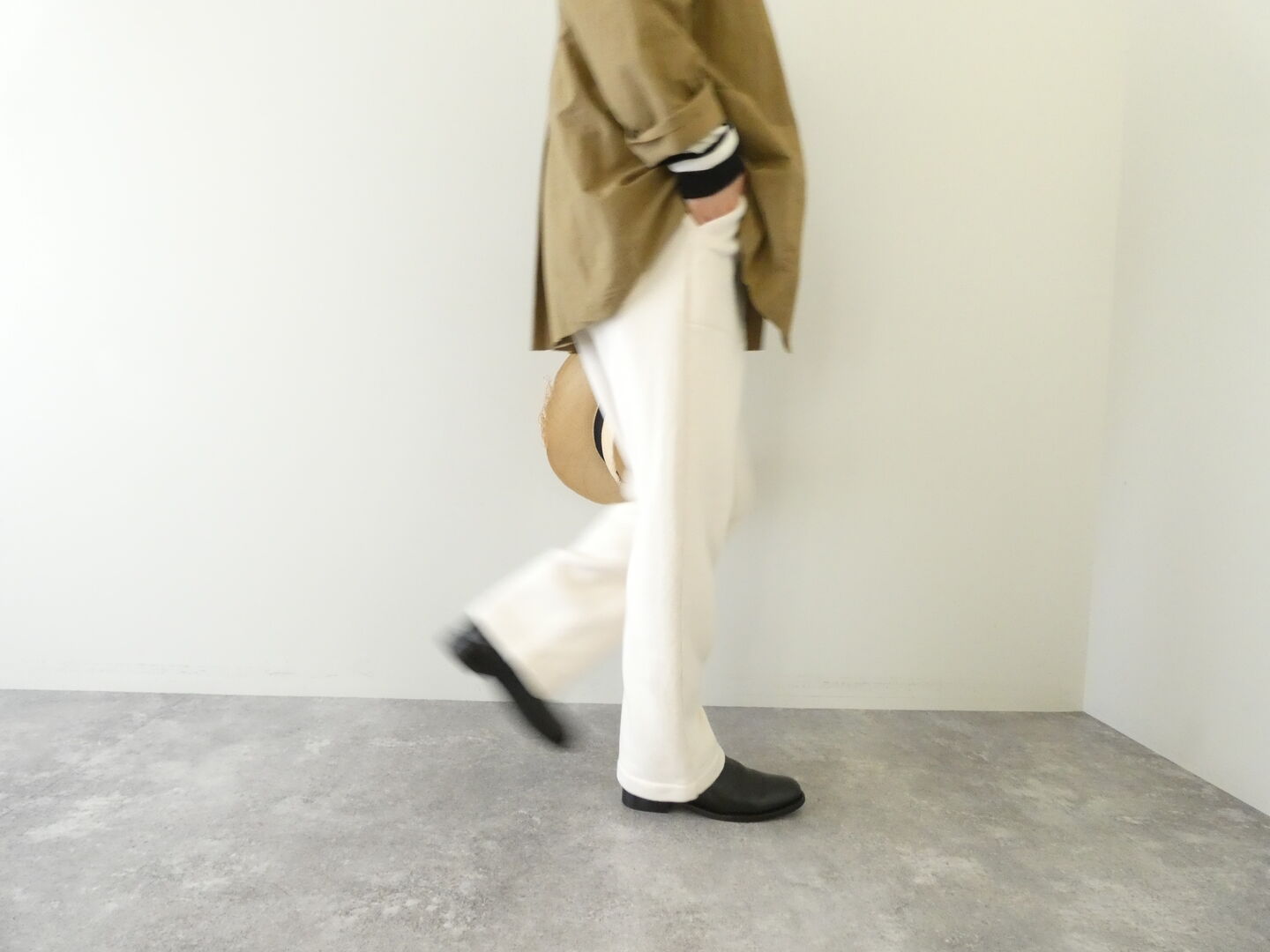 prit(プリット) シック裏毛イージーパンツの商品画像1