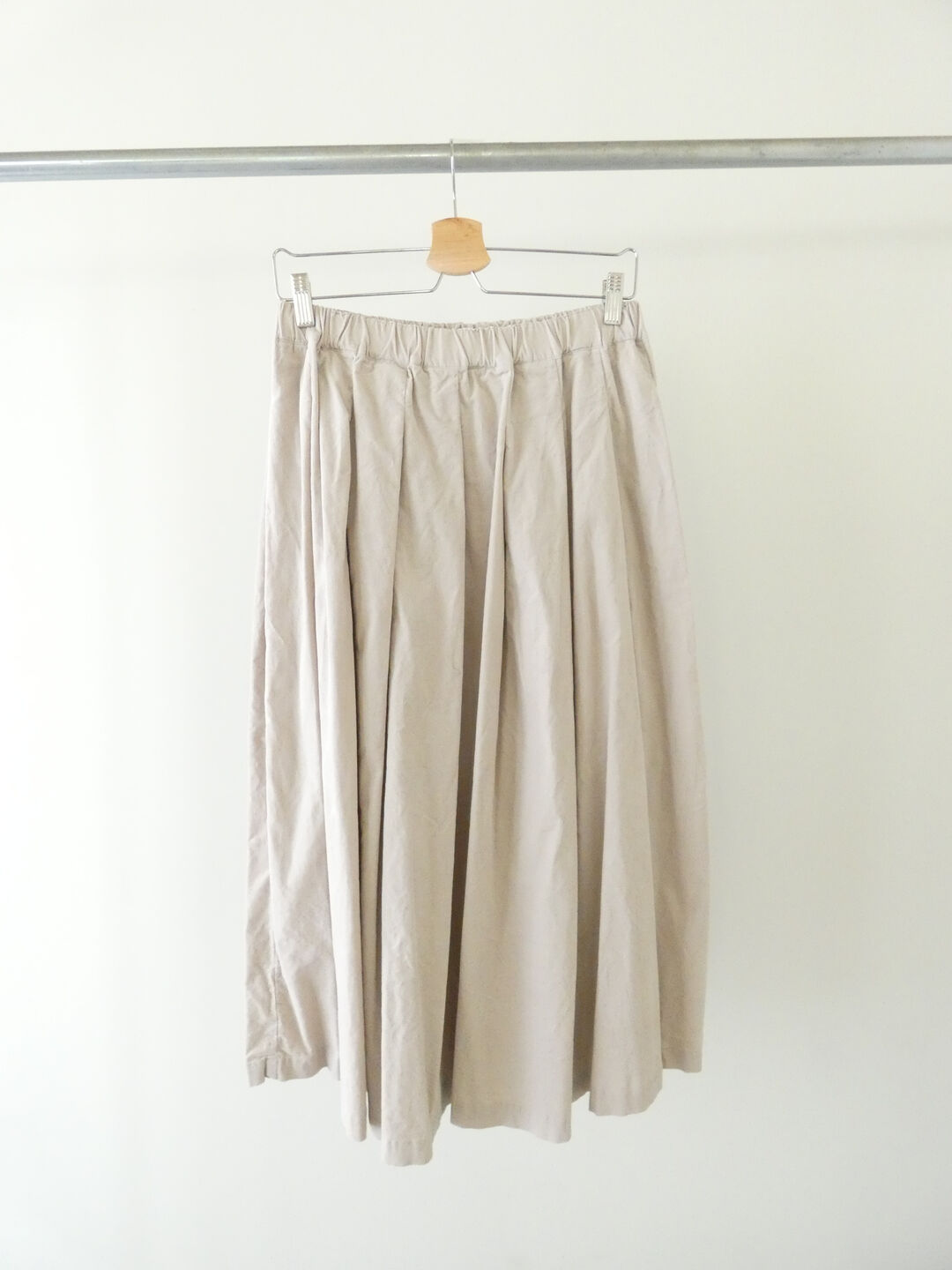 Sarahwear(サラウェア) Fine Corduroy Elastic Tuck Skirtの商品画像12