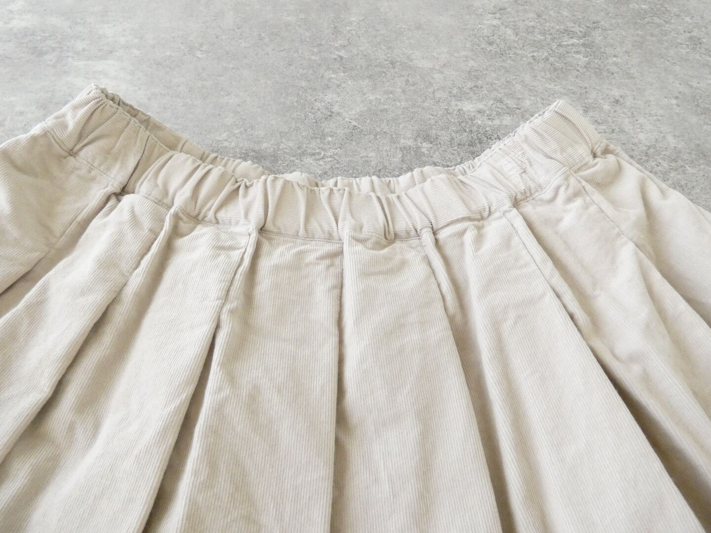 Sarahwear(サラウェア) Fine Corduroy Elastic Tuck Skirtの商品画像22