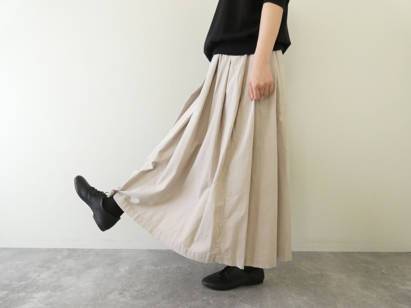 Sarahwear(サラウェア) Fine Corduroy Elastic Tuck Skirtの商品画像7