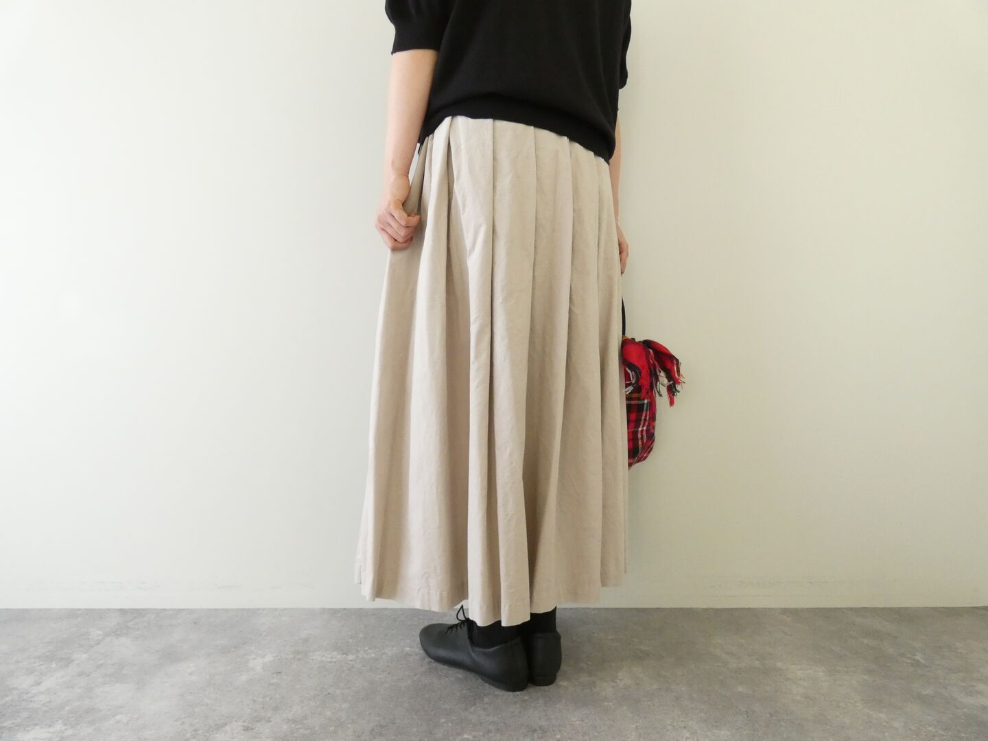 Sarahwear(サラウェア) Fine Corduroy Elastic Tuck Skirtの商品画像8