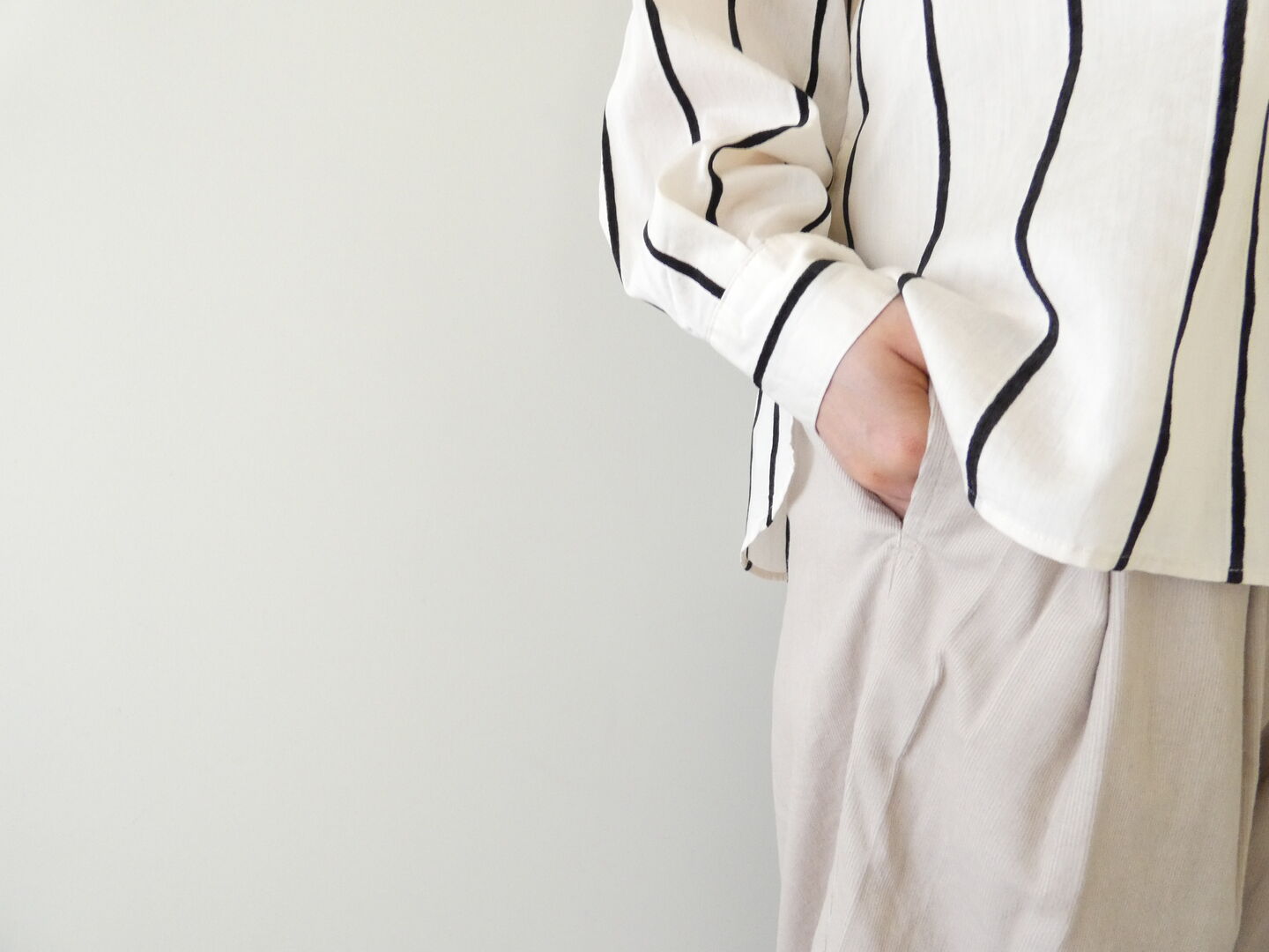 Sarahwear(サラウェア) Fine Corduroy Cozy Pantsの商品画像4