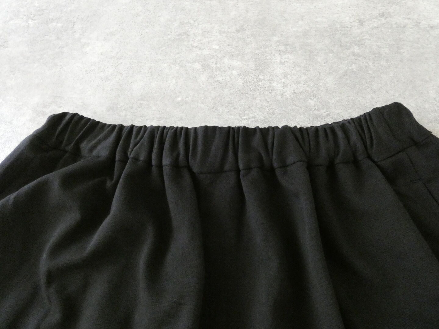 TRAVAIL MANUEL(トラバイユマニュアル) ミニインレーナローコクーンパンツの商品画像45