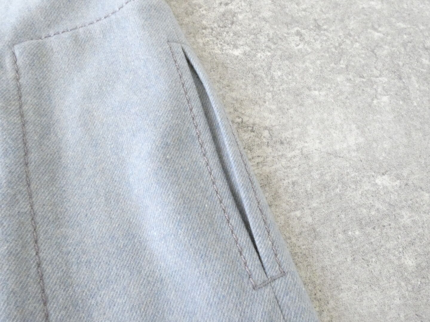 homspun(ホームスパン) パウダーフラノ裾リブパンツの商品画像23