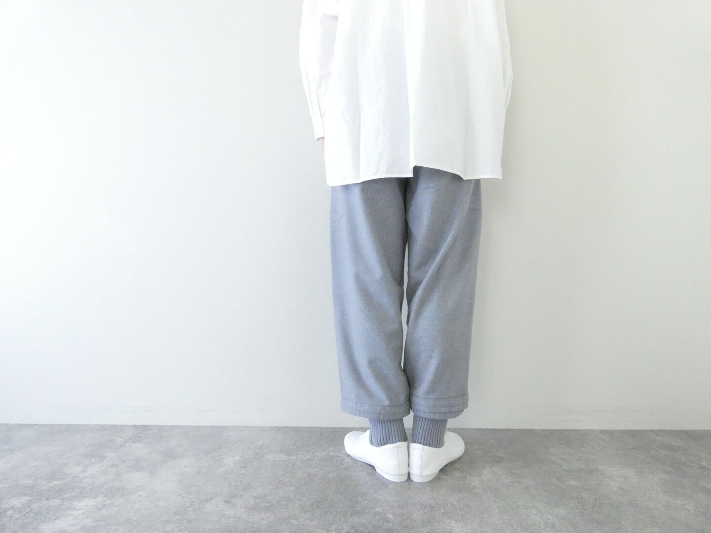 homspun(ホームスパン) パウダーフラノ裾リブパンツの商品画像8
