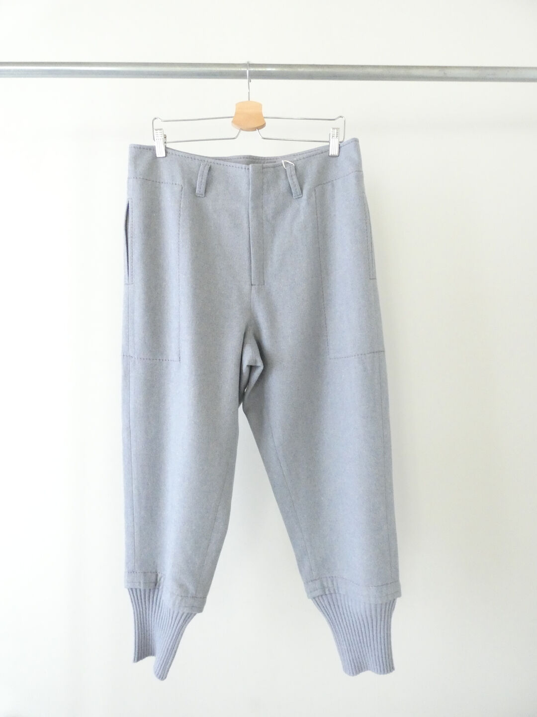 homspun(ホームスパン) パウダーフラノ裾リブパンツの商品画像9