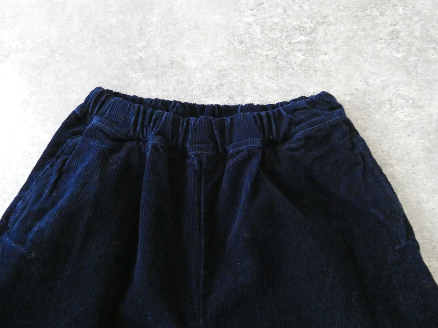 NARU 8Wコーデュロイインディゴエッグパンツの商品画像31