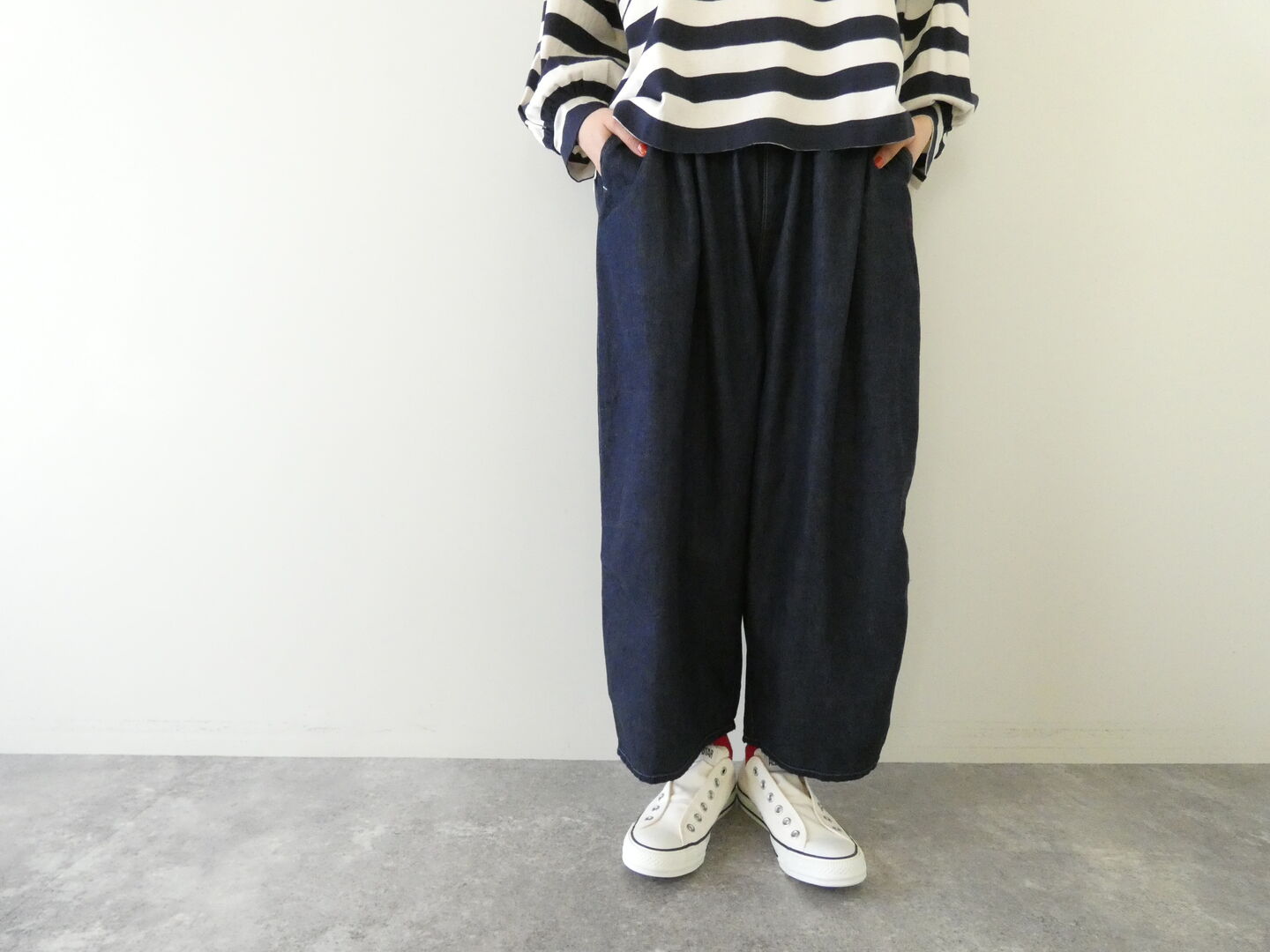 快晴堂(かいせいどう) Girlsマルチシーズン 7オンスデニム　ふわふわタックパンツの商品画像1