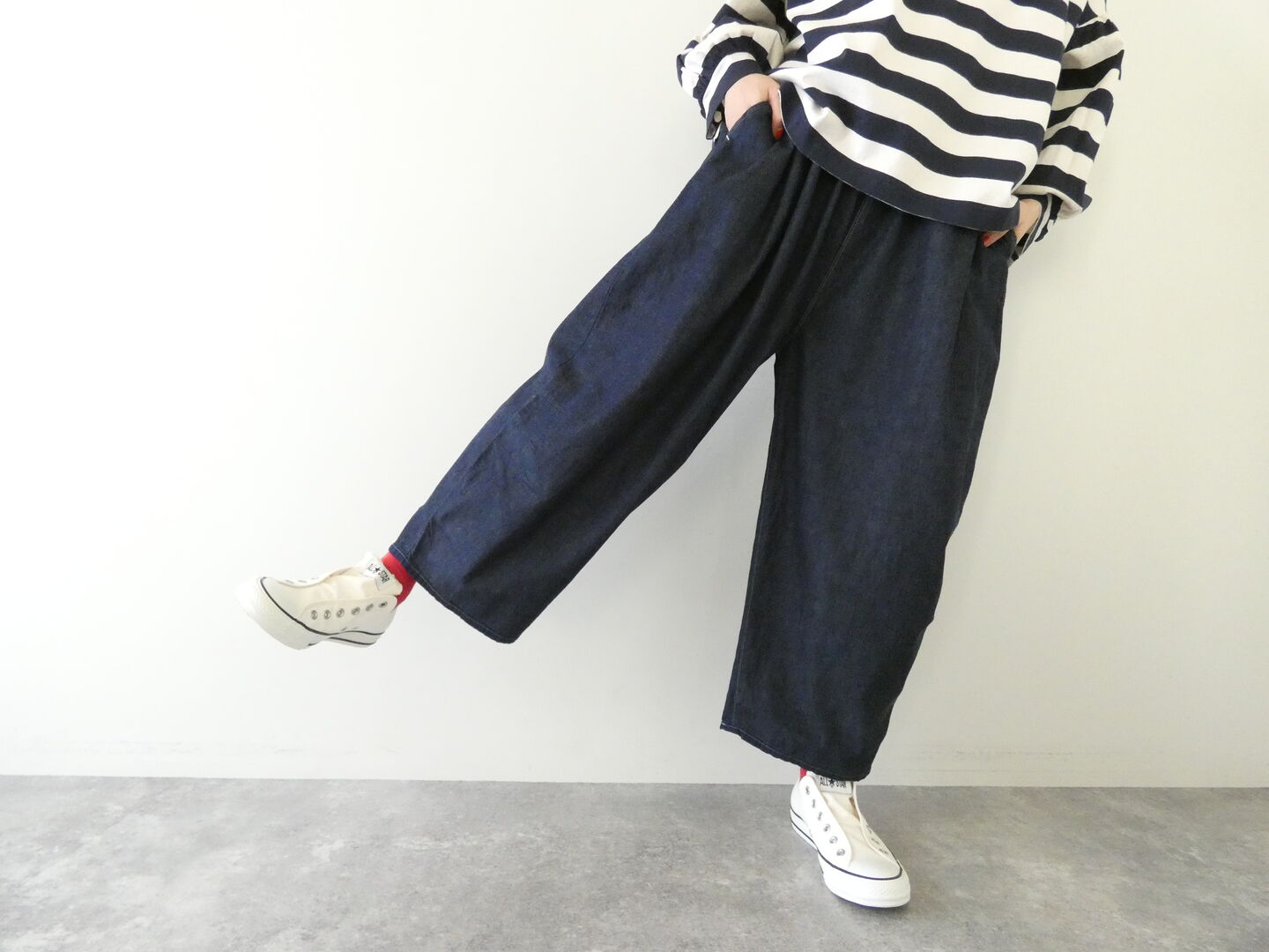 快晴堂(かいせいどう) Girlsマルチシーズン 7オンスデニム　ふわふわタックパンツの商品画像4