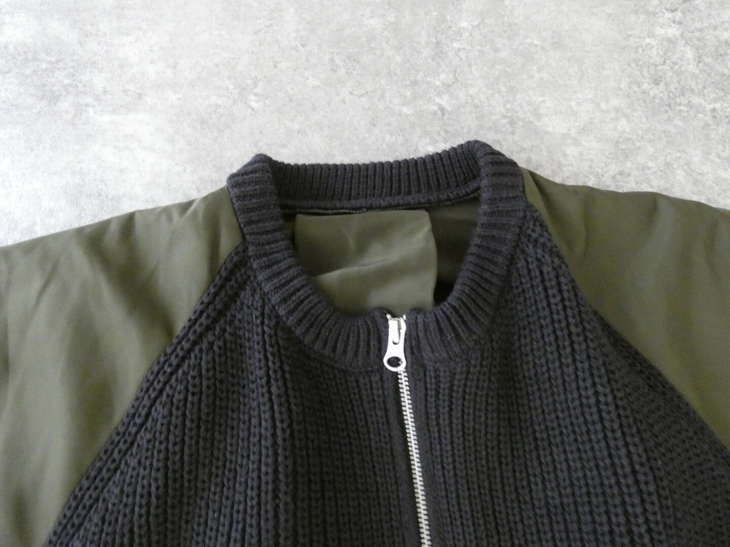 mao made(マオメイド) ざっくりヤーン×タフタ異素材ドッキングボリュームスリーブジャケットの商品画像21