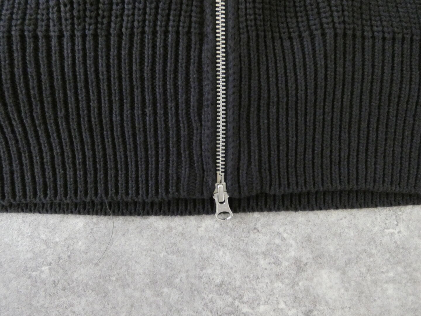 mao made(マオメイド) ざっくりヤーン×タフタ異素材ドッキングボリュームスリーブジャケットの商品画像25