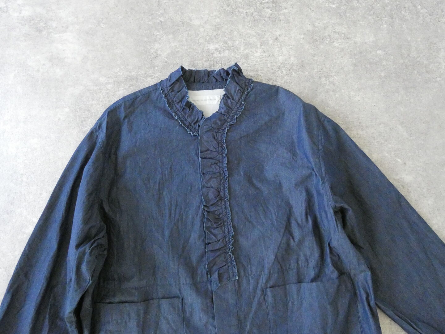 PARADIS(パラディ) ダンガリーピケフリル衿ブラウスの商品画像21
