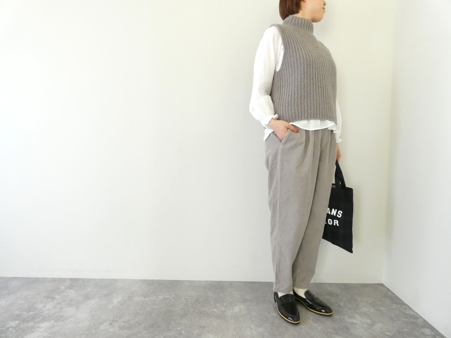 RINEN(リネン)  16/1 14ウェルコーデュロイテーパードパンツの商品画像1