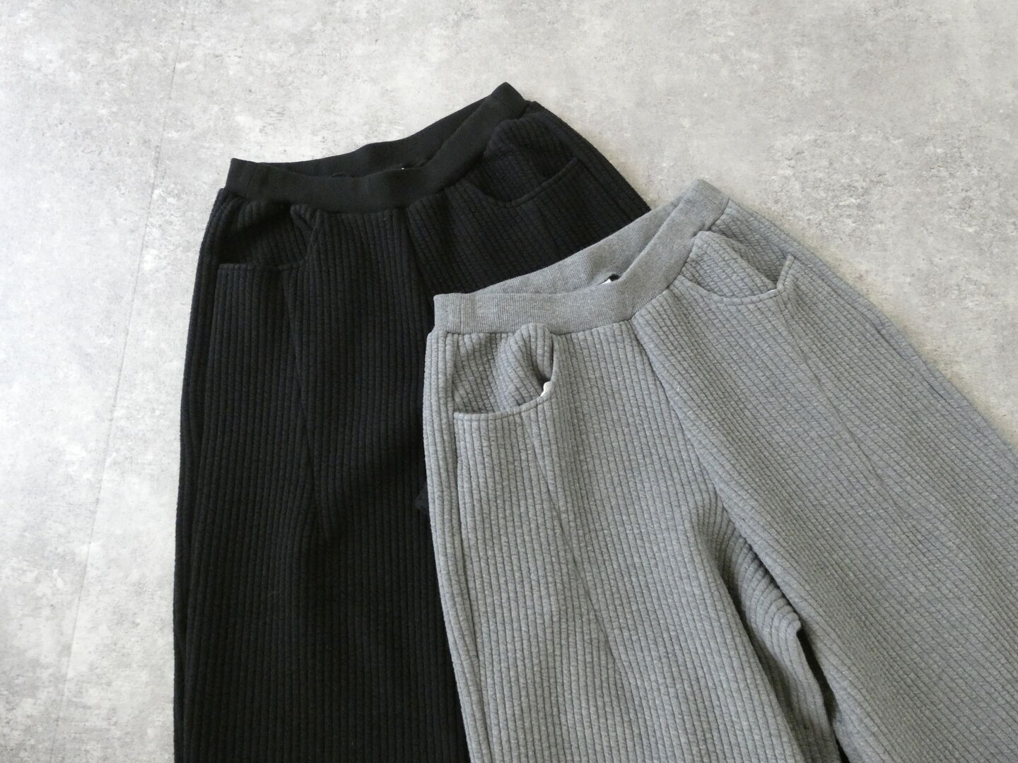 UNIVERSAL TISSU(ユニヴァーサル ティシュ) ストライプキルトコクーンイージーパンツの商品画像12